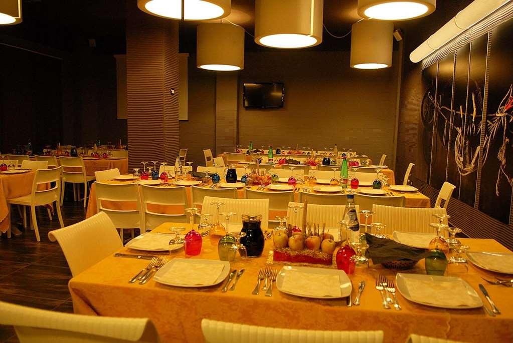 Hotel Scigliano Rossano Restaurante foto